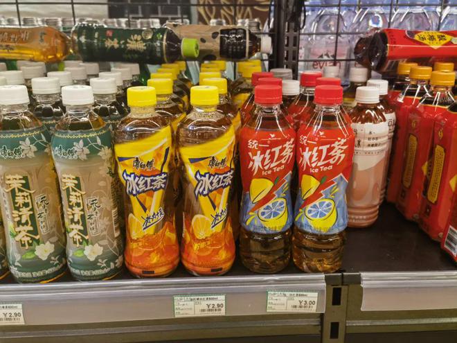 1L装康师傅冰红茶将告别4元时代