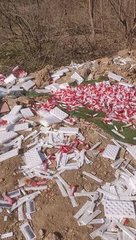 村庄被倾倒采样试管