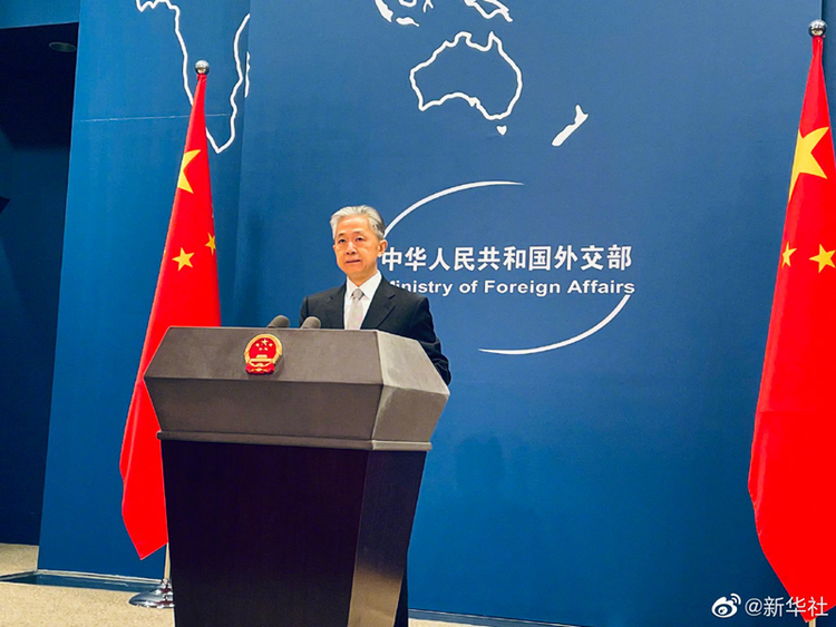 中方将对美方官员对等采取签证限制