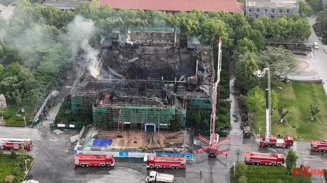 四问河南大学大礼堂失火