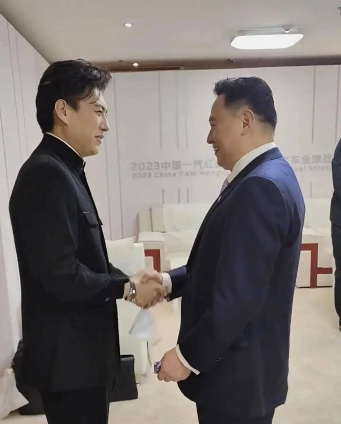 省委书记和靳东面对面
