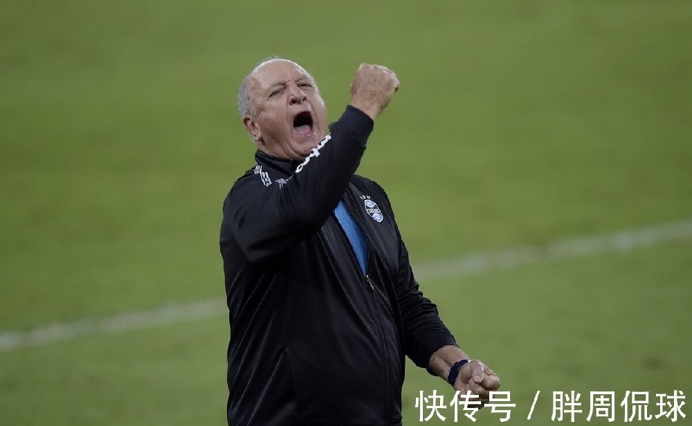 记者：不想过多指责国足主帅