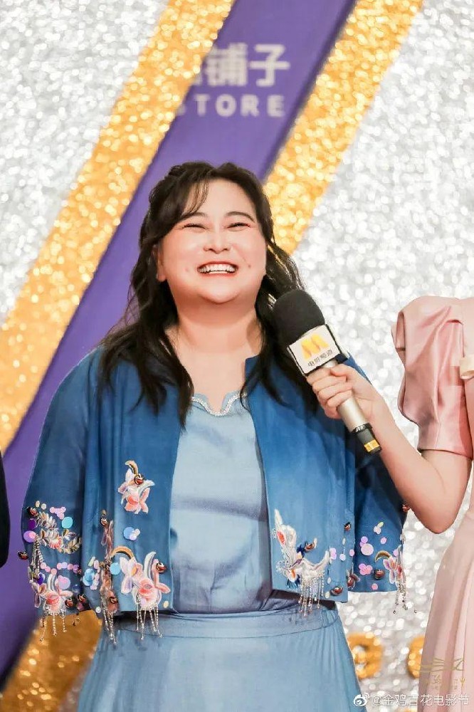 贾玲再次导演影后双提百花奖
